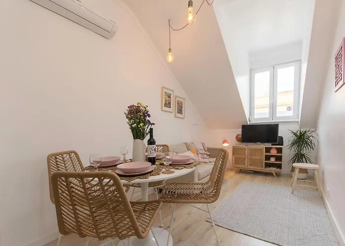 New Bright And Cozy In Graca Lejlighed