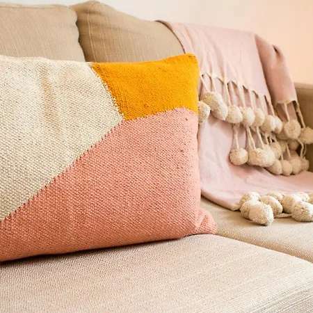 New Bright And Cozy In Graca Lisbon